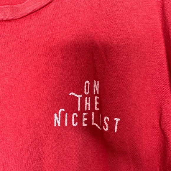 Aerie “on the nice list” cropped Tshirt - Picture 2 of 7